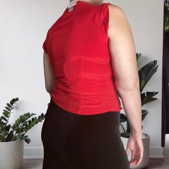 Vintage 90โs Silk Sleeveless Blouse Red Large - Picture 4 of 10